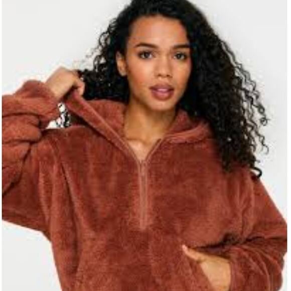 Sherpa Cinched Hooded Half-Zip Pullover - Picture 1 of 5